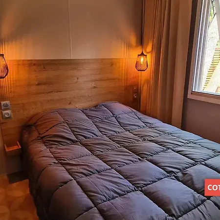 Le Beau Vezé Camping *